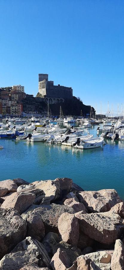 Apartamento Dagli Ulivi Al Mare Lerici Exterior foto