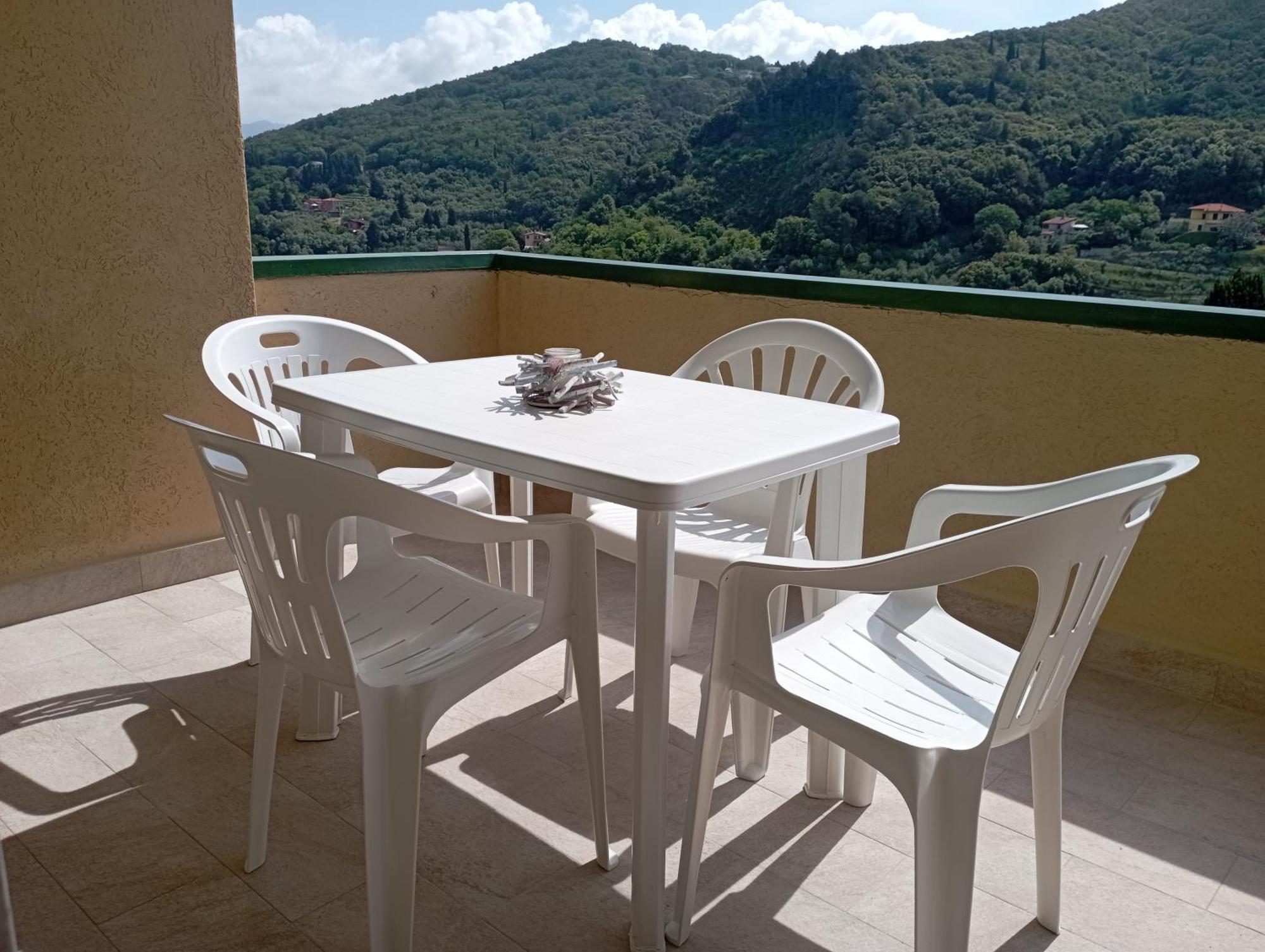 Apartamento Dagli Ulivi Al Mare Lerici Exterior foto